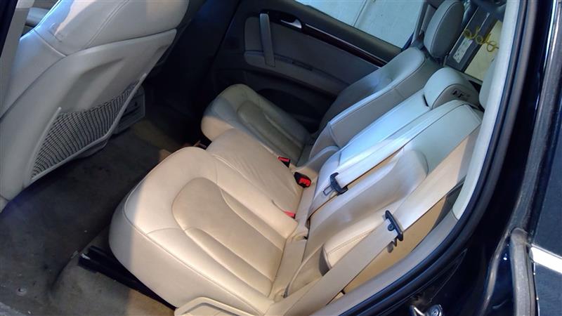 https://f005.backblazeb2.com/file/img-partshotlines-com/Inventory/EC214/Vehicle/123_10.jpg