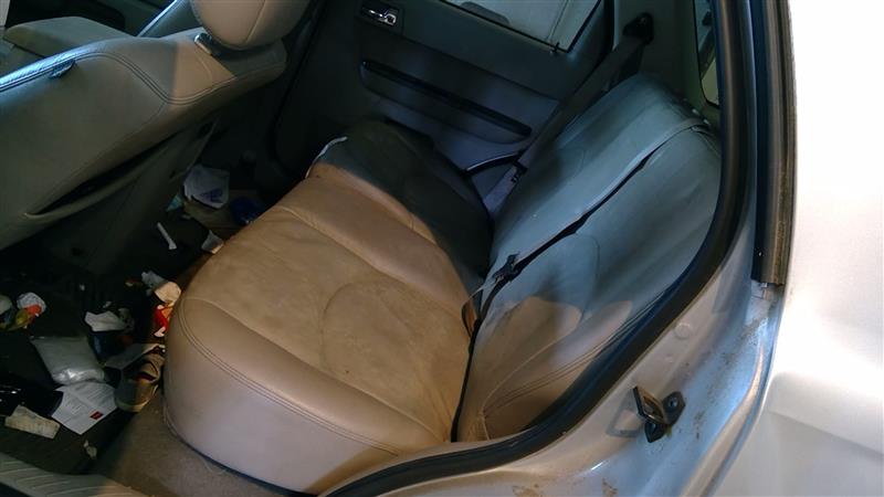 https://f005.backblazeb2.com/file/img-partshotlines-com/Inventory/EC214/Vehicle/218_10.jpg