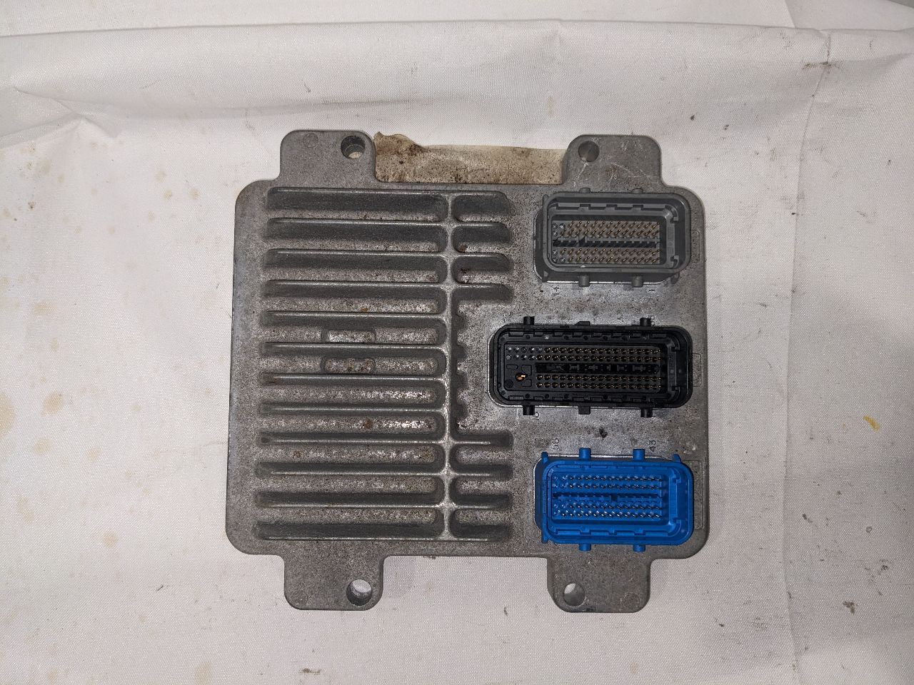 https://f005.backblazeb2.com/file/img-partshotlines-com/Inventory/EC741/Inventory/1216719_02.jpg