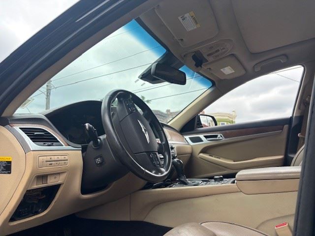 https://f005.backblazeb2.com/file/img-partshotlines-com/Inventory/EC741/Vehicle/46924_05.jpg