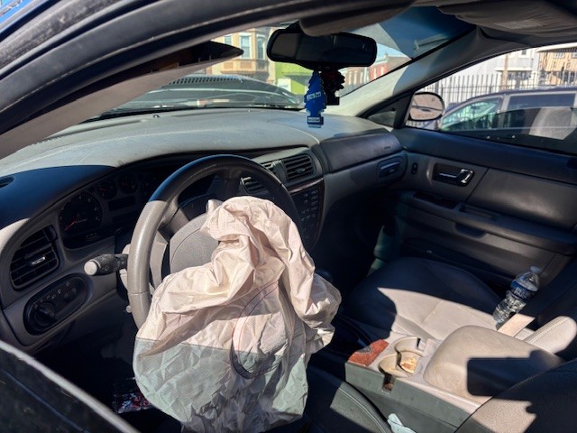 https://f005.backblazeb2.com/file/img-partshotlines-com/Inventory/EC741/Vehicle/48145_03.jpg