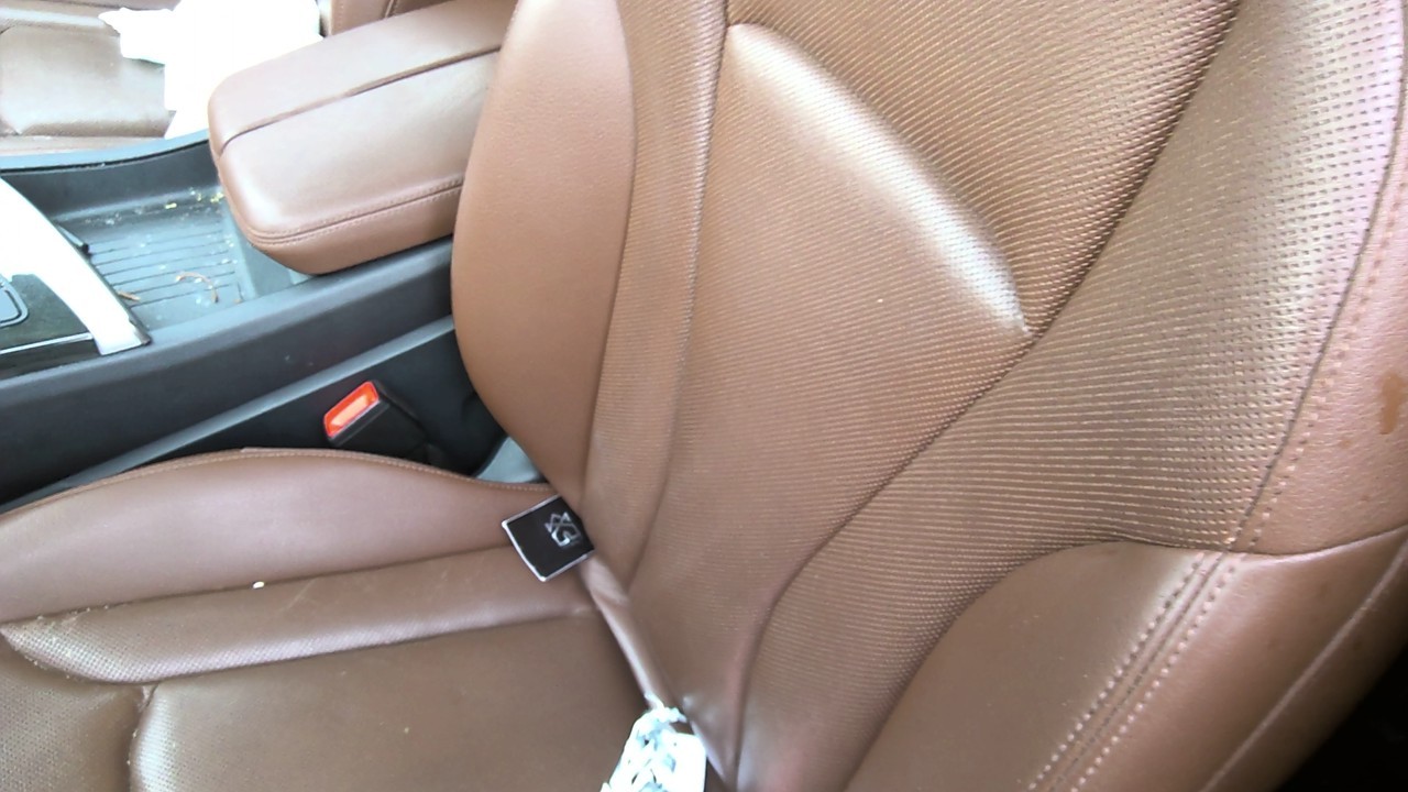 https://f005.backblazeb2.com/file/img-partshotlines-com/Inventory/EC801/Vehicle/218541_09.jpg