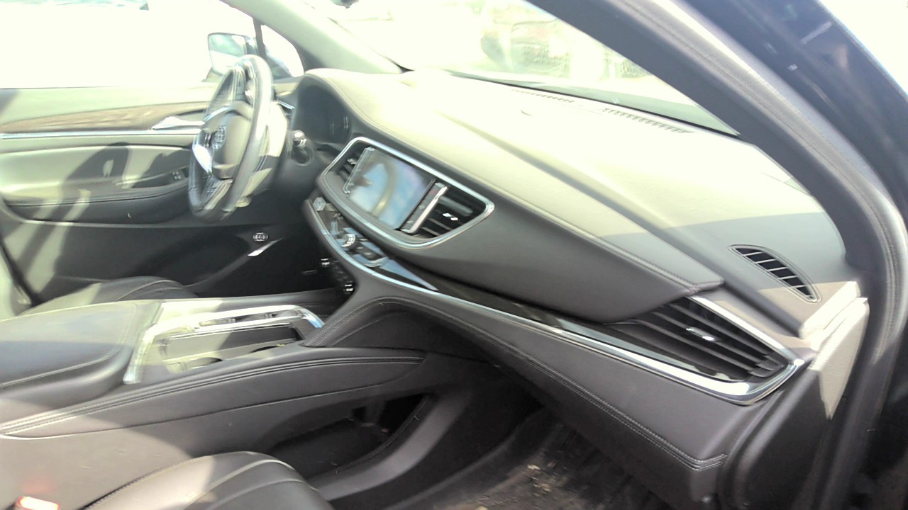 Vehicle/218909_05.jpg