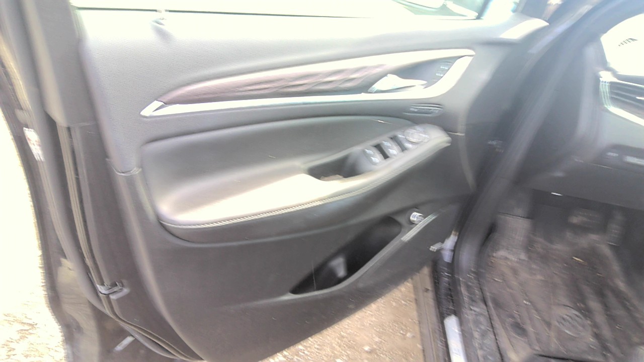 Vehicle/218909_07.jpg