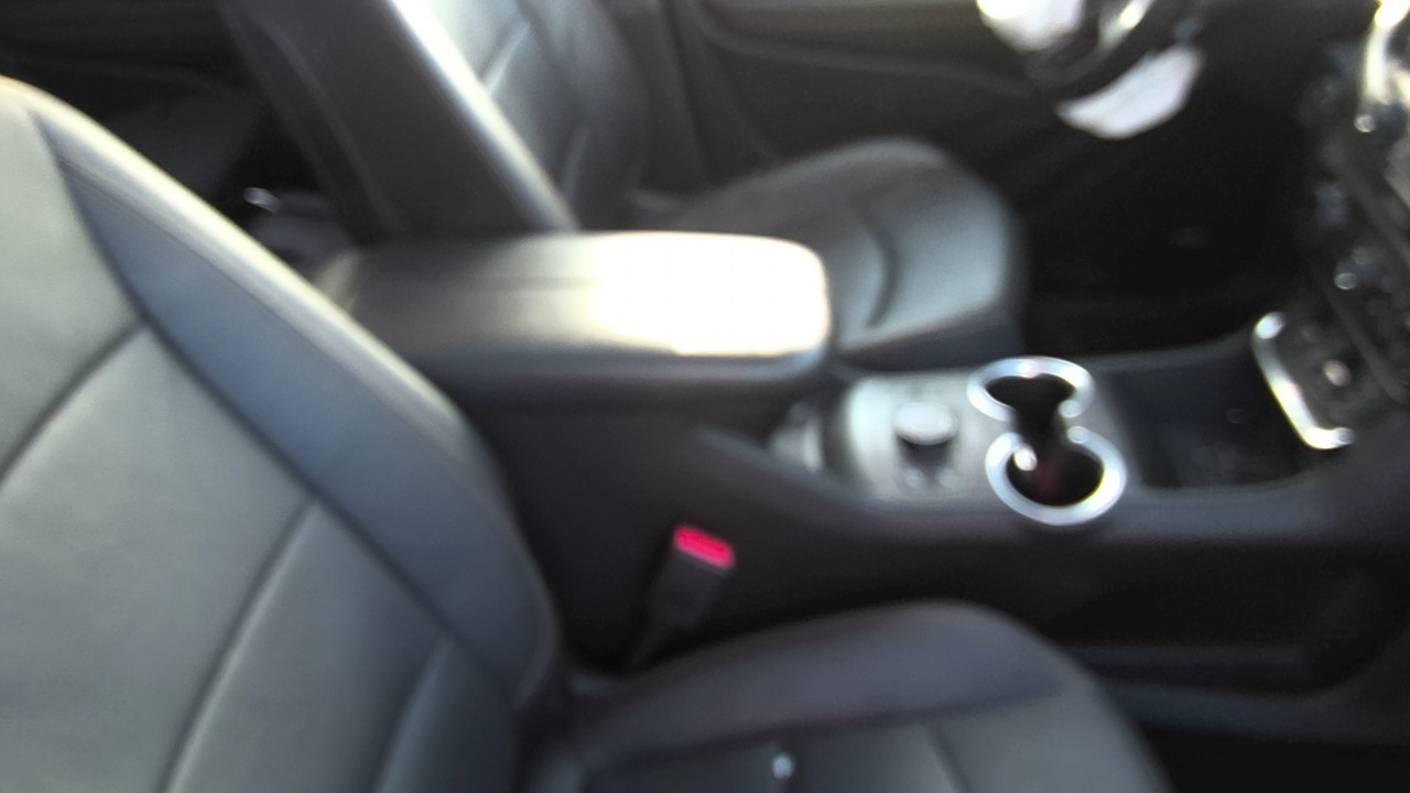 https://f005.backblazeb2.com/file/img-partshotlines-com/Inventory/EC801/Vehicle/219010_06.jpg