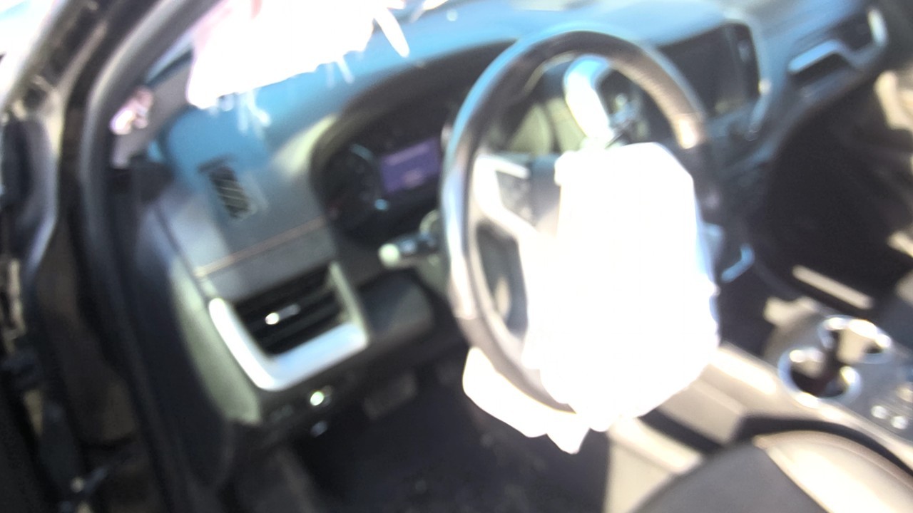 https://f005.backblazeb2.com/file/img-partshotlines-com/Inventory/EC801/Vehicle/219010_08.jpg