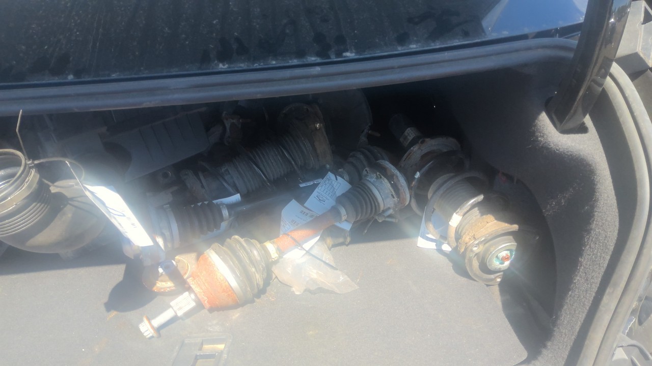 Vehicle/219044_06.jpg