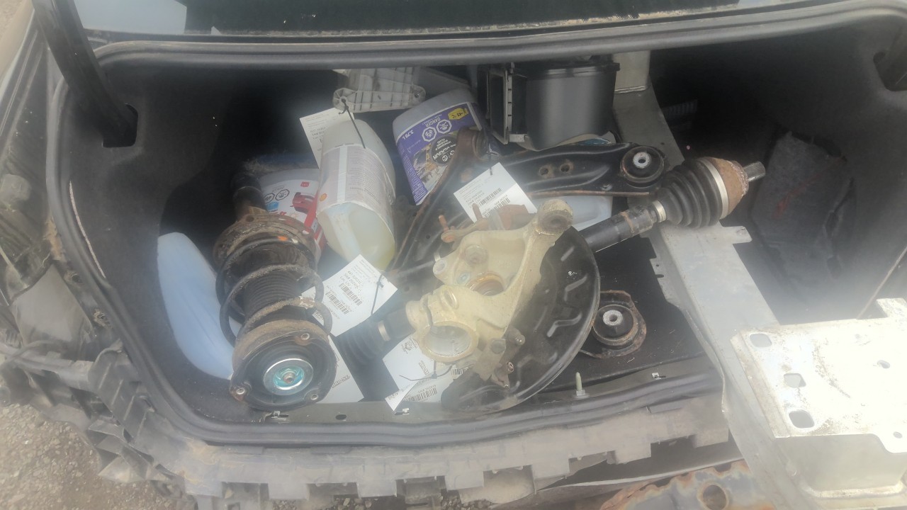 Vehicle/219137_22.jpg