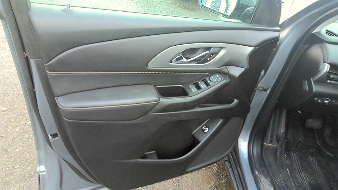 Vehicle/220742_07.jpg