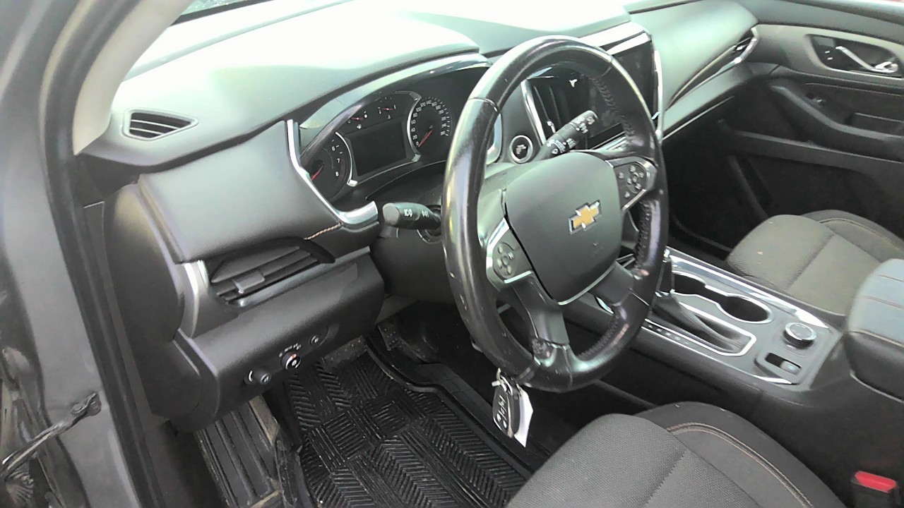 Vehicle/220742_08.jpg