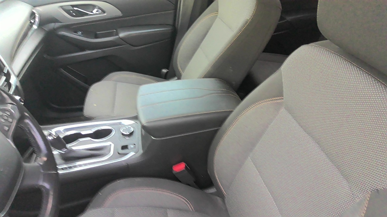 Vehicle/220742_09.jpg