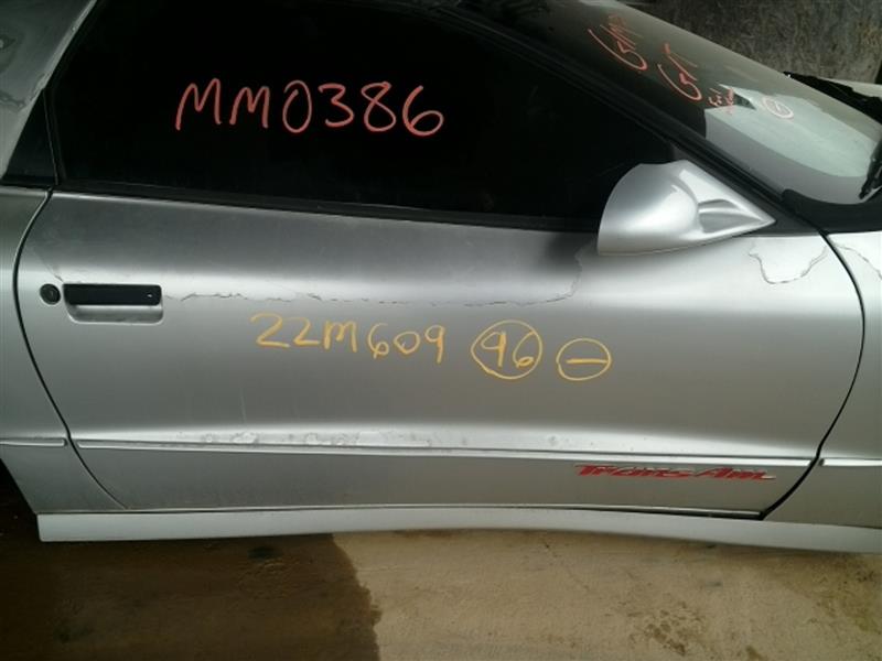 https://f005.backblazeb2.com/file/img-partshotlines-com/Inventory/EC885/Vehicle/15602_08.jpg
