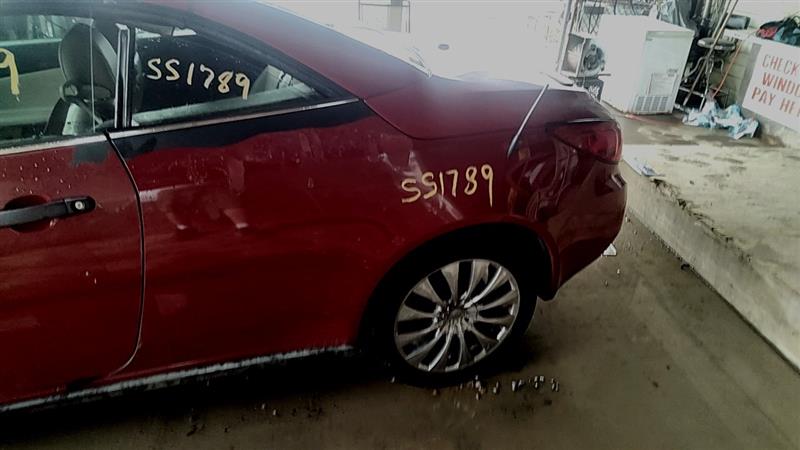 https://f005.backblazeb2.com/file/img-partshotlines-com/Inventory/EC885/Vehicle/21529_11.jpg
