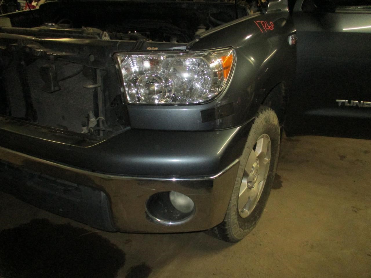 https://f005.backblazeb2.com/file/img-partshotlines-com/Inventory/EX26/Vehicle/83116_12.jpg