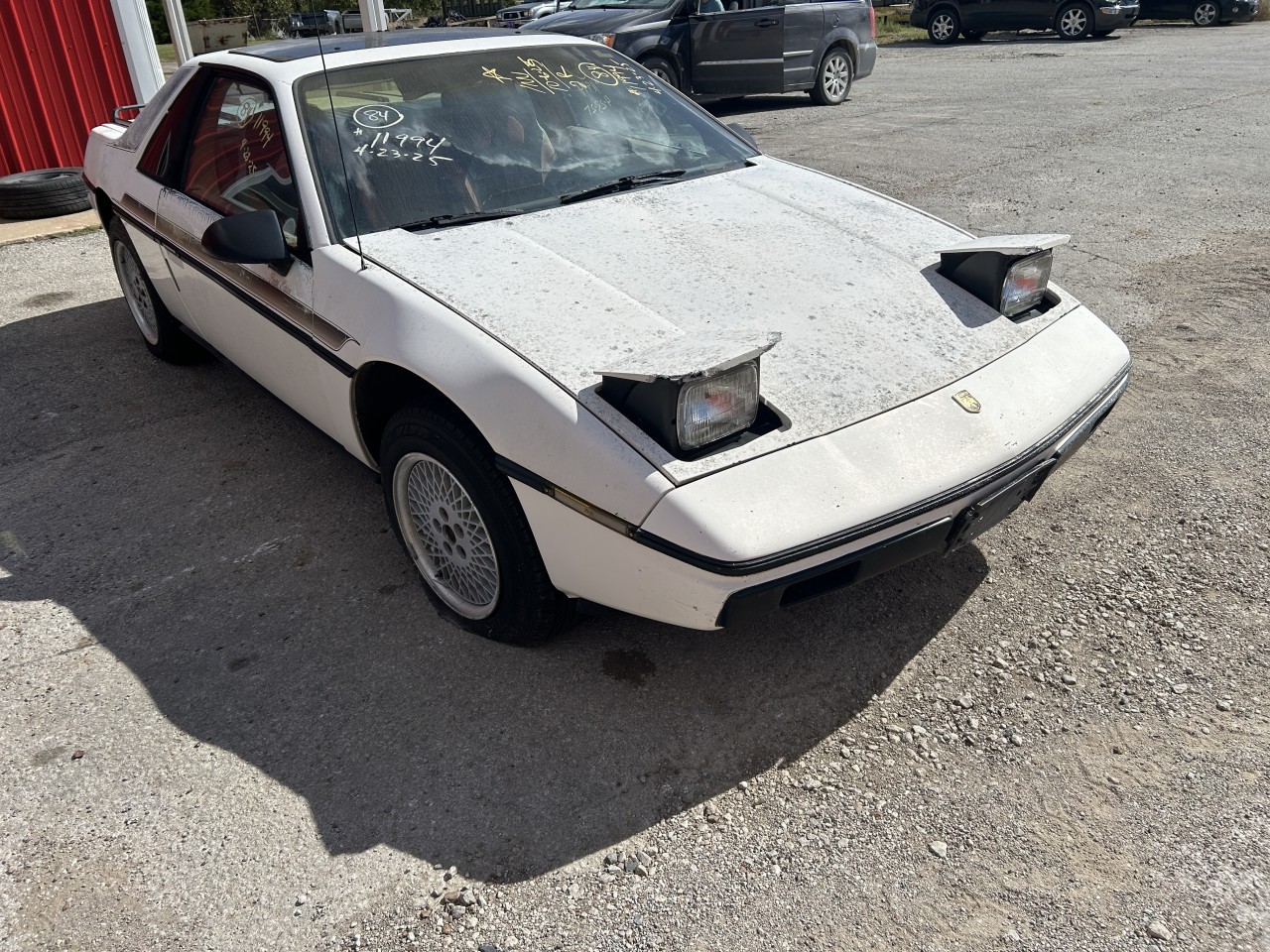 https://f005.backblazeb2.com/file/img-partshotlines-com/Inventory/EX304/Vehicle/28298_05.jpg