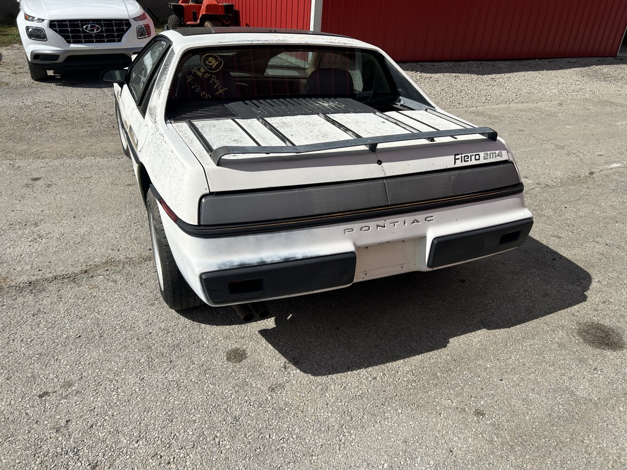 https://f005.backblazeb2.com/file/img-partshotlines-com/Inventory/EX304/Vehicle/28298_12.jpg
