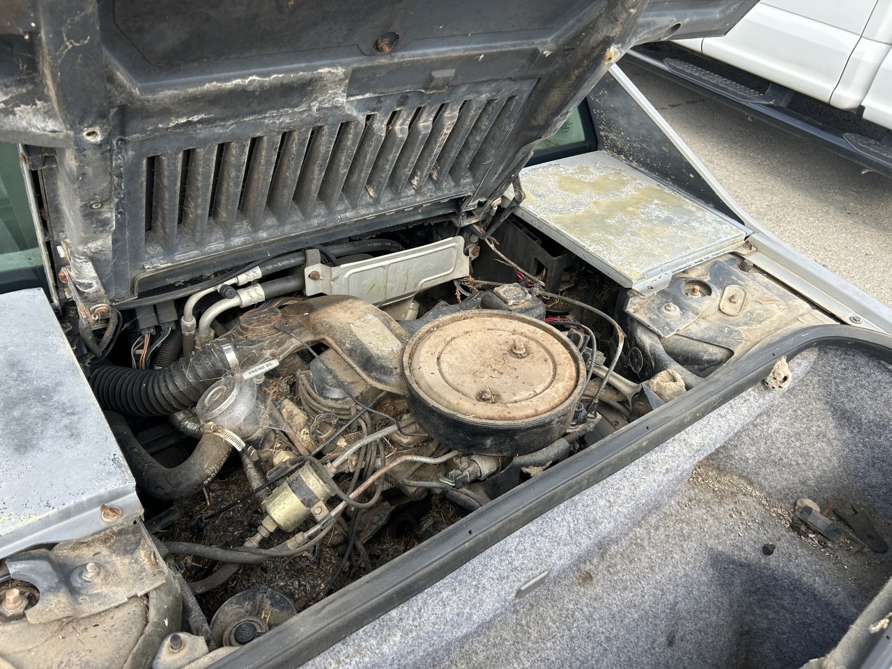 https://f005.backblazeb2.com/file/img-partshotlines-com/Inventory/EX304/Vehicle/29344_10.jpg