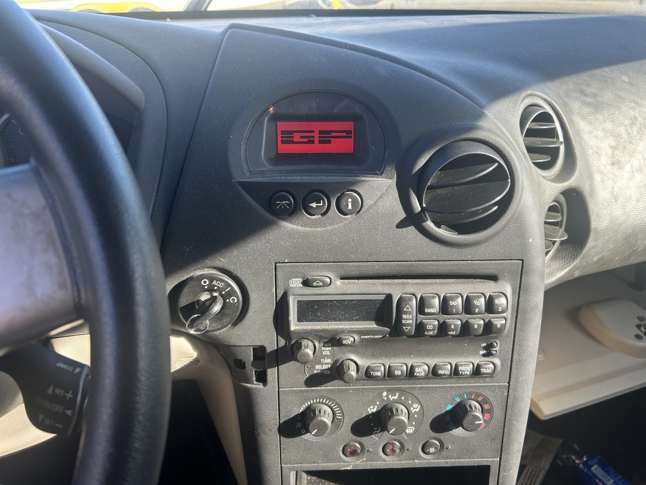 https://f005.backblazeb2.com/file/img-partshotlines-com/Inventory/EX304/Vehicle/29855_08.jpg