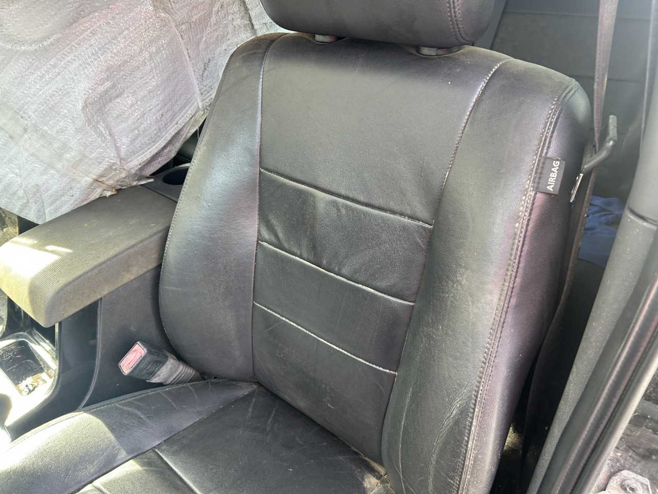 https://f005.backblazeb2.com/file/img-partshotlines-com/Inventory/EX304/Vehicle/30816_08.jpg