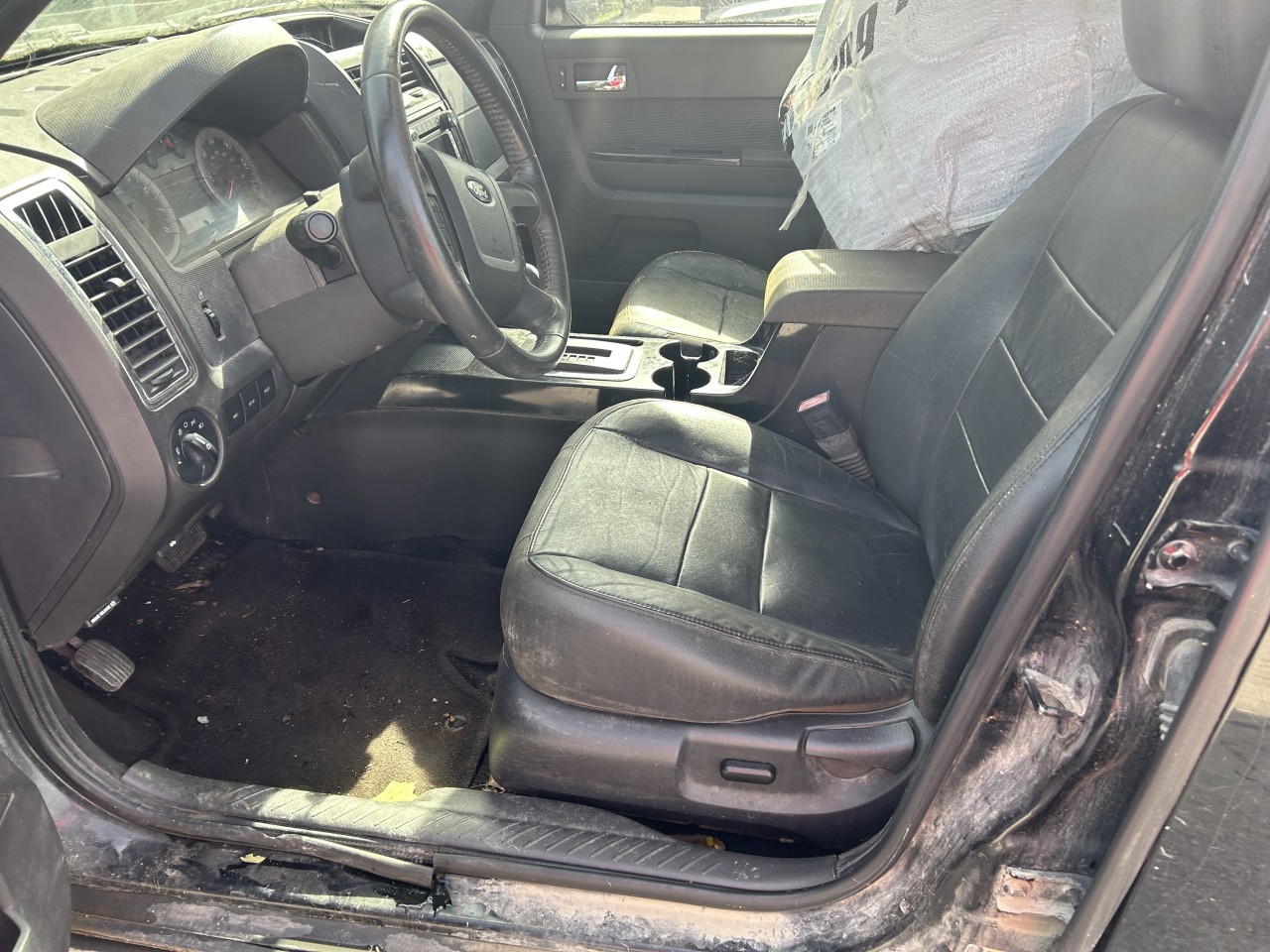 https://f005.backblazeb2.com/file/img-partshotlines-com/Inventory/EX304/Vehicle/30816_12.jpg