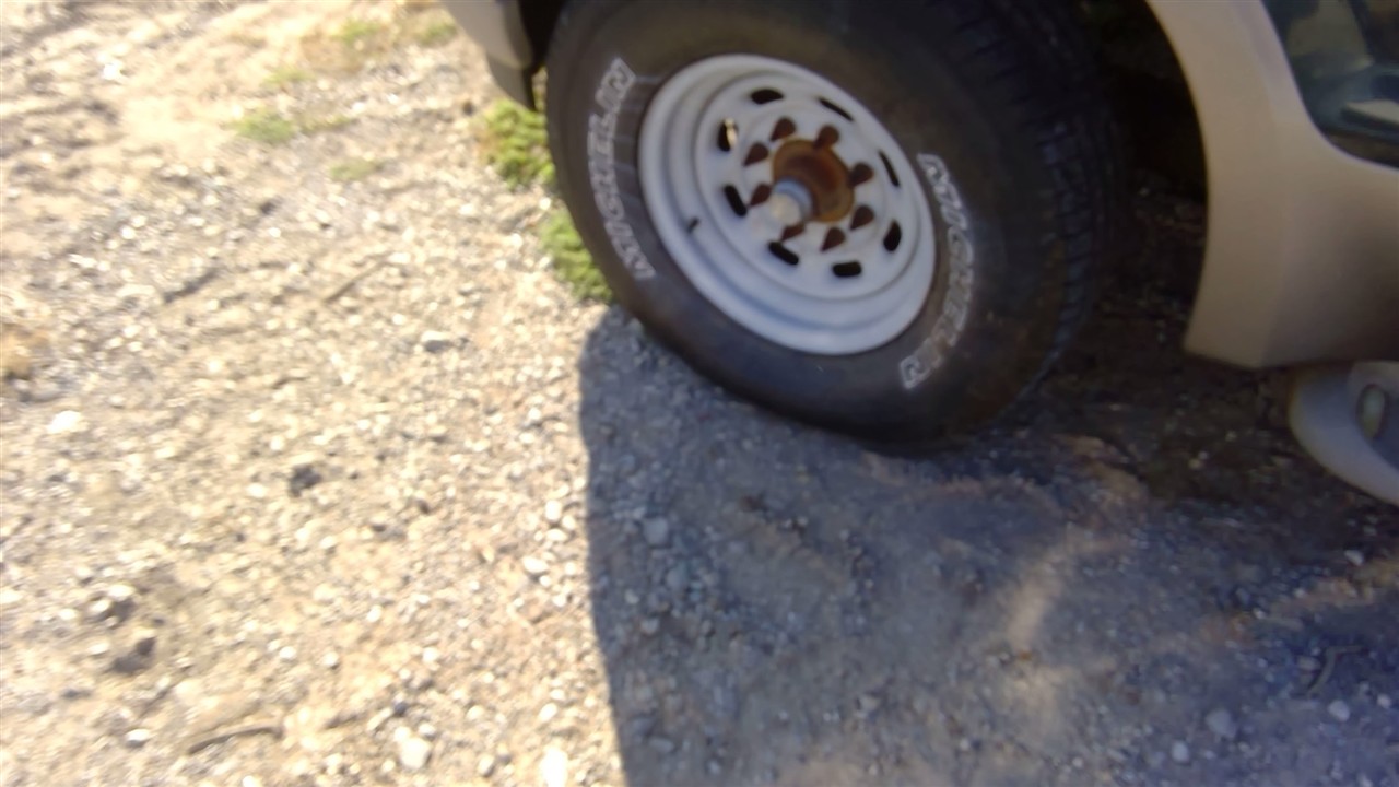 https://f005.backblazeb2.com/file/img-partshotlines-com/Inventory/EX366/Vehicle/10910_11.jpg