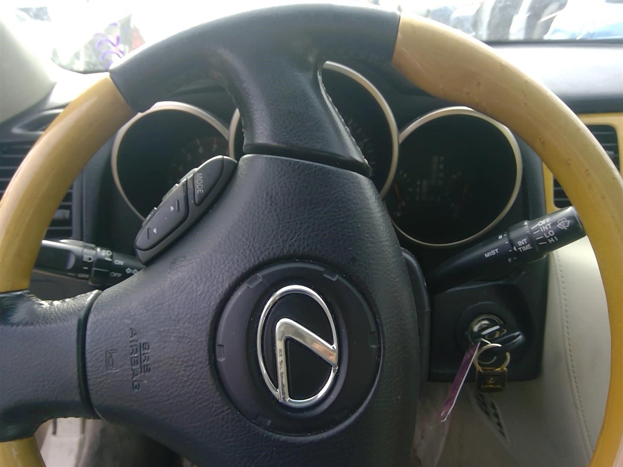https://f005.backblazeb2.com/file/img-partshotlines-com/Inventory/EX366/Vehicle/11063_01.jpg
