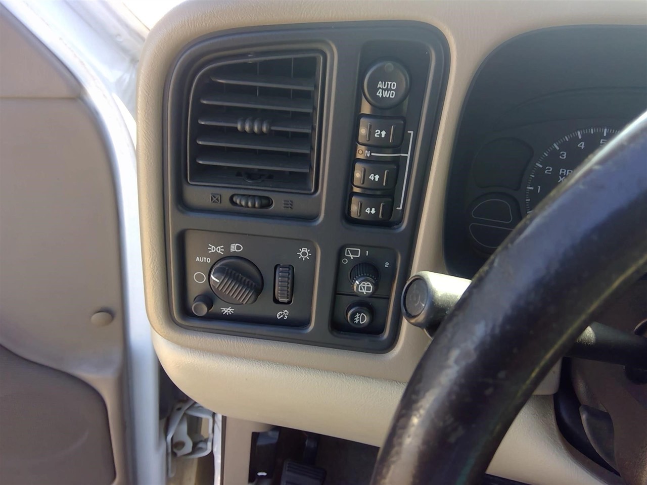 https://f005.backblazeb2.com/file/img-partshotlines-com/Inventory/EX366/Vehicle/11382_03.jpg