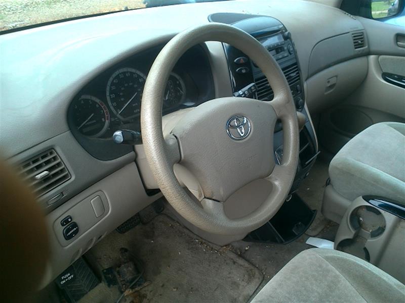 https://f005.backblazeb2.com/file/img-partshotlines-com/Inventory/EX40/Vehicle/13615_04.jpg
