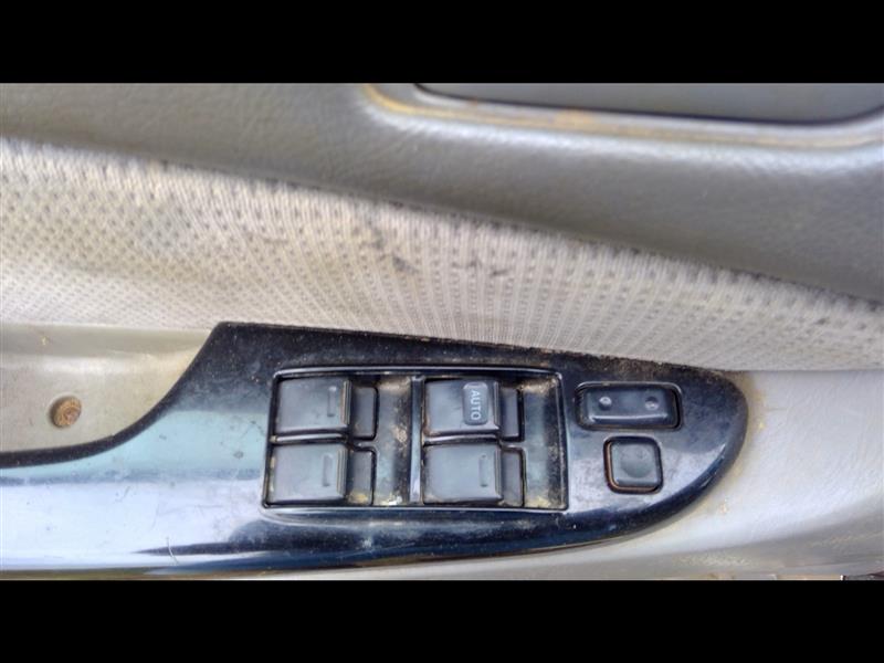 https://f005.backblazeb2.com/file/img-partshotlines-com/Inventory/EX40/Vehicle/15025_02.jpg