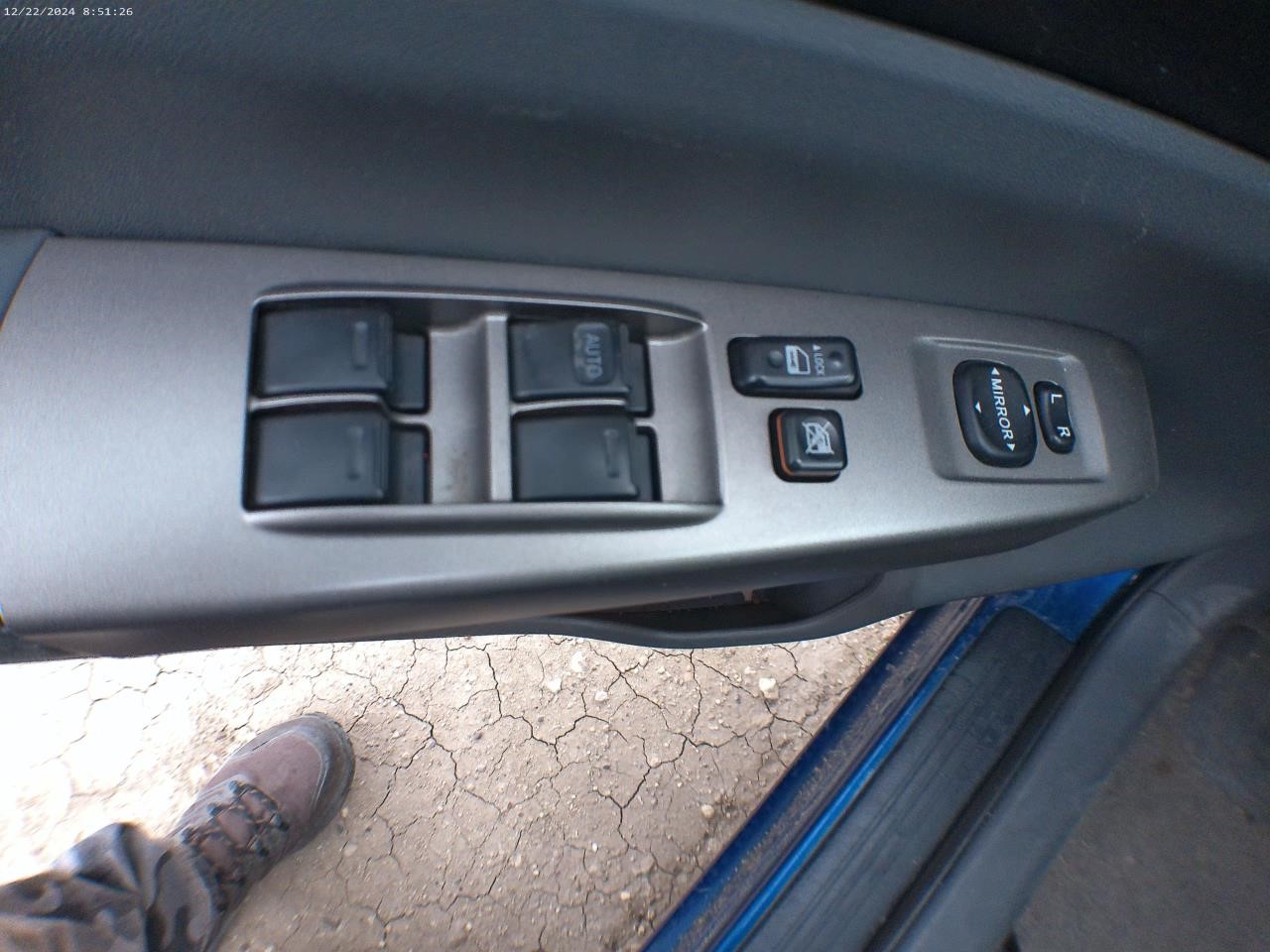 https://f005.backblazeb2.com/file/img-partshotlines-com/Inventory/EX427/Vehicle/4155_08.jpg