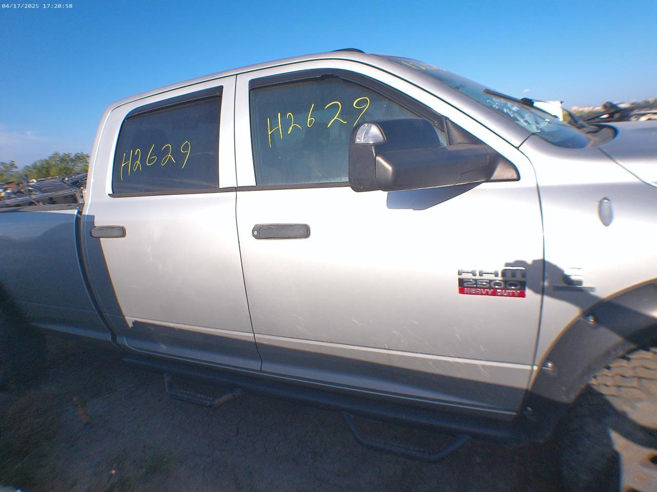 https://f005.backblazeb2.com/file/img-partshotlines-com/Inventory/EX427/Vehicle/4446_08.jpg