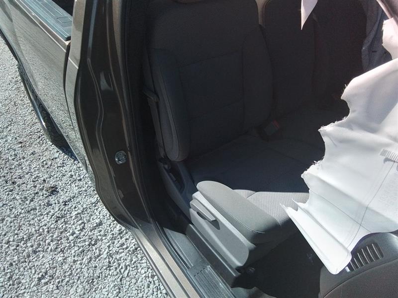 https://f005.backblazeb2.com/file/img-partshotlines-com/Inventory/EX441/Vehicle/241840_12.jpg