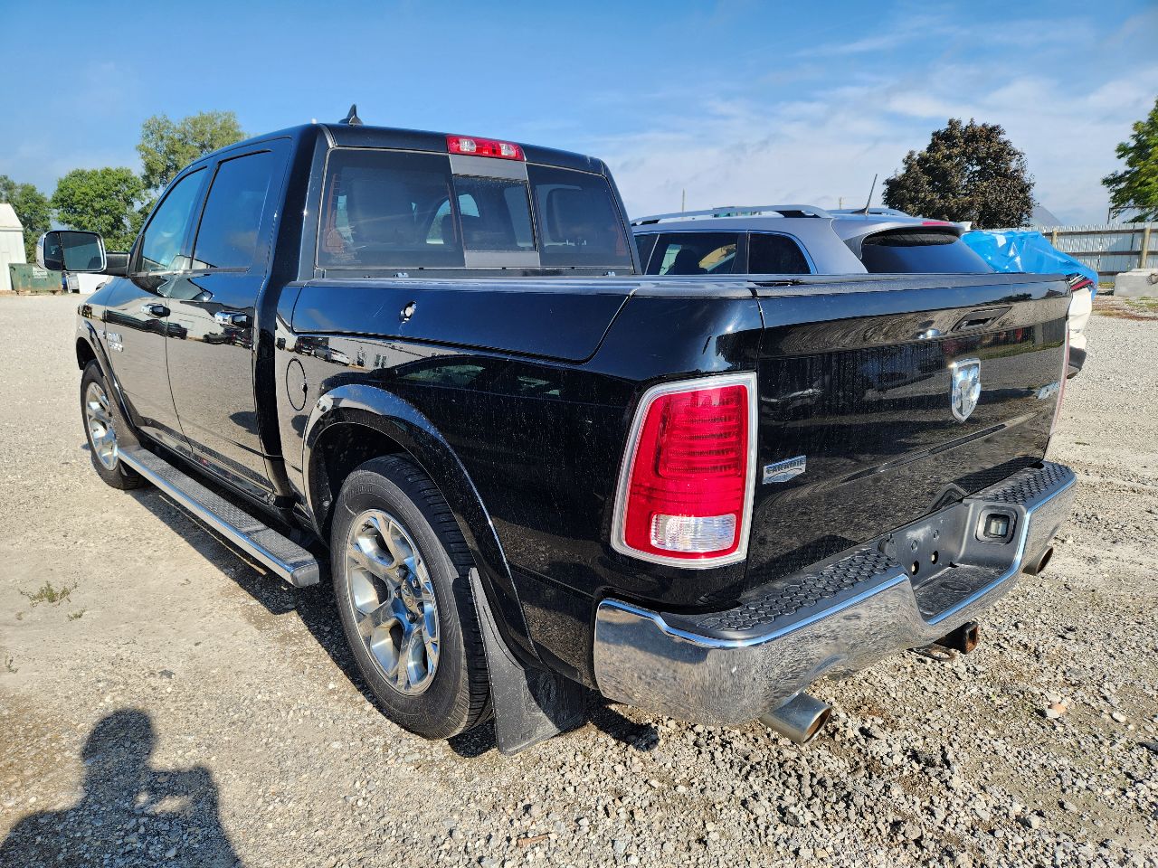 https://f005.backblazeb2.com/file/img-partshotlines-com/Inventory/EX441/Vehicle/247721_09.jpg