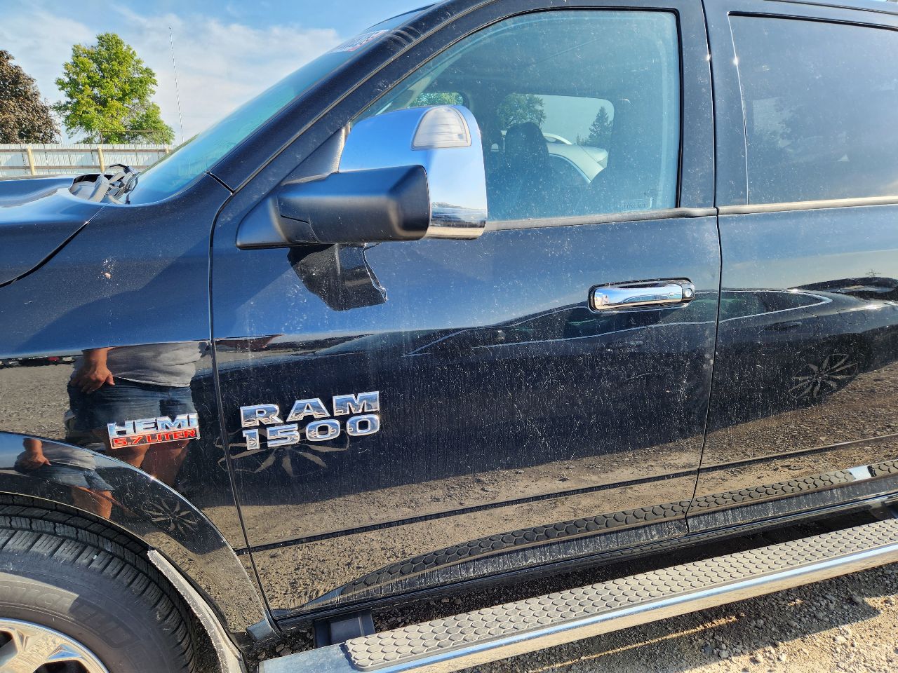https://f005.backblazeb2.com/file/img-partshotlines-com/Inventory/EX441/Vehicle/247721_17.jpg