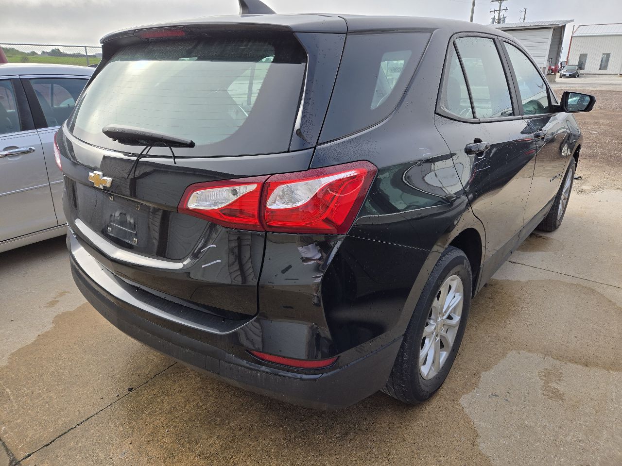 Vehicle/251497_08.jpg