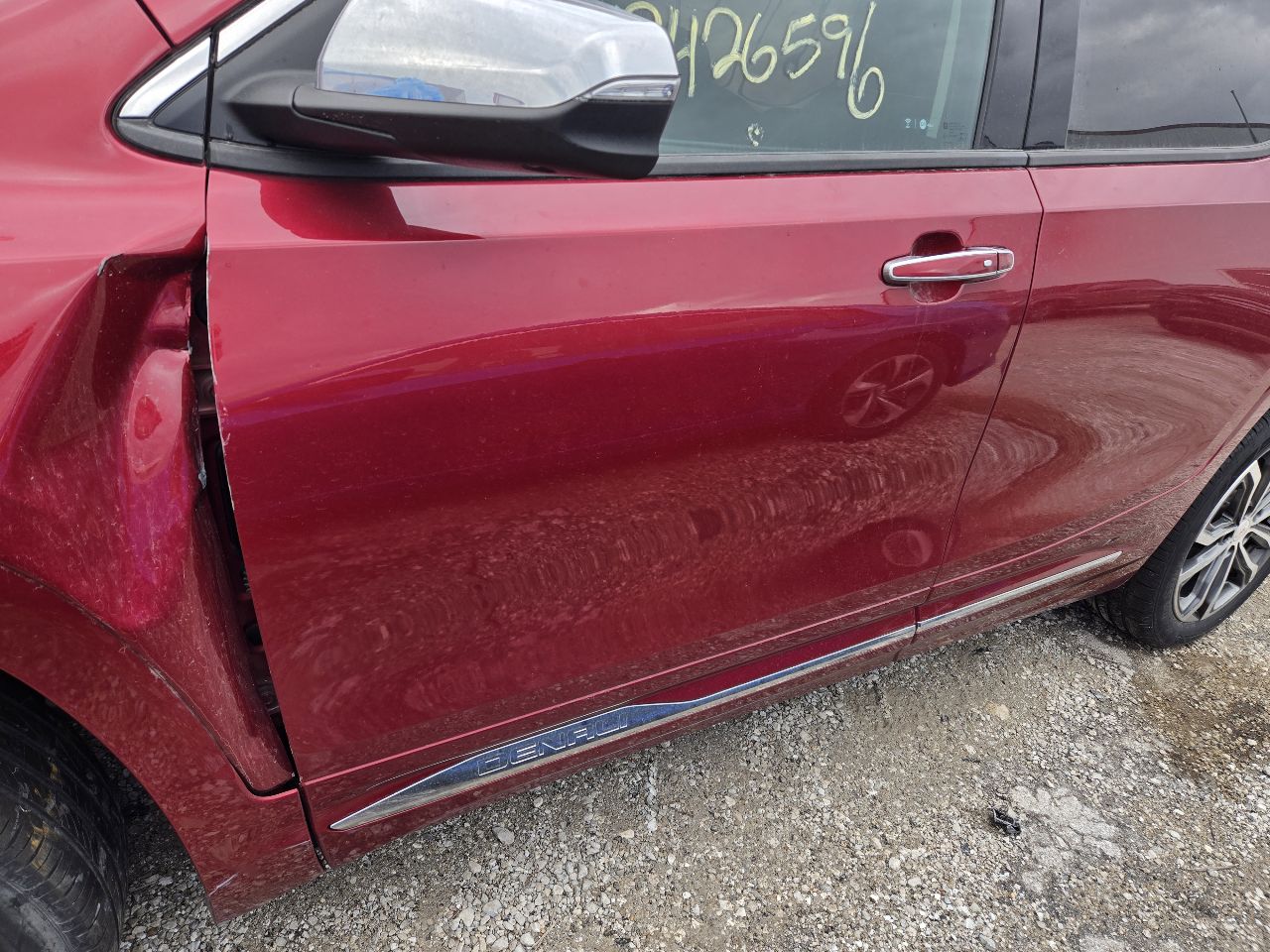 Vehicle/251767_03.jpg