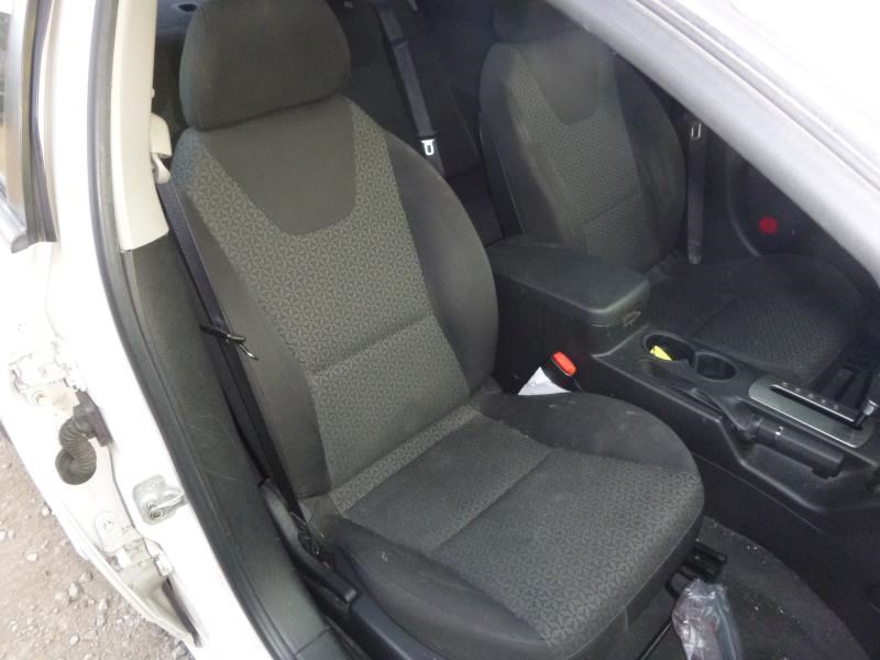 https://f005.backblazeb2.com/file/img-partshotlines-com/Inventory/EX465/Vehicle/33266_08.jpg