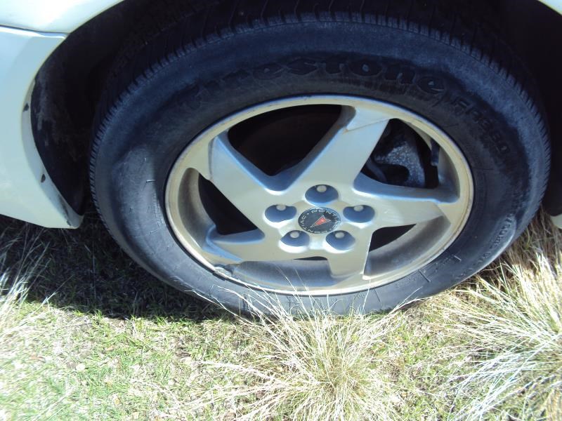 https://f005.backblazeb2.com/file/img-partshotlines-com/Inventory/EX466/Vehicle/266_09.jpg