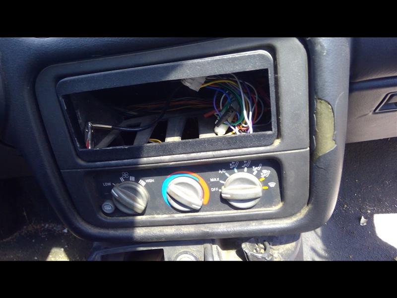 https://f005.backblazeb2.com/file/img-partshotlines-com/Inventory/EX466/Vehicle/8691_08.jpg