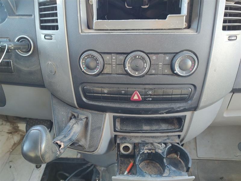 https://f005.backblazeb2.com/file/img-partshotlines-com/Inventory/EX495/Vehicle/9527_11.jpg