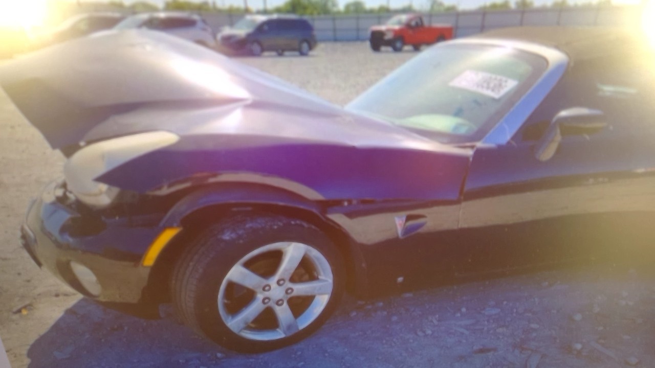 https://f005.backblazeb2.com/file/img-partshotlines-com/Inventory/EX598/Vehicle/32810_01.jpg
