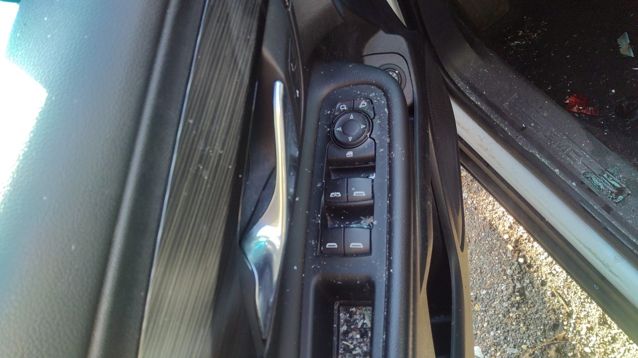 Vehicle/78150_02.jpg