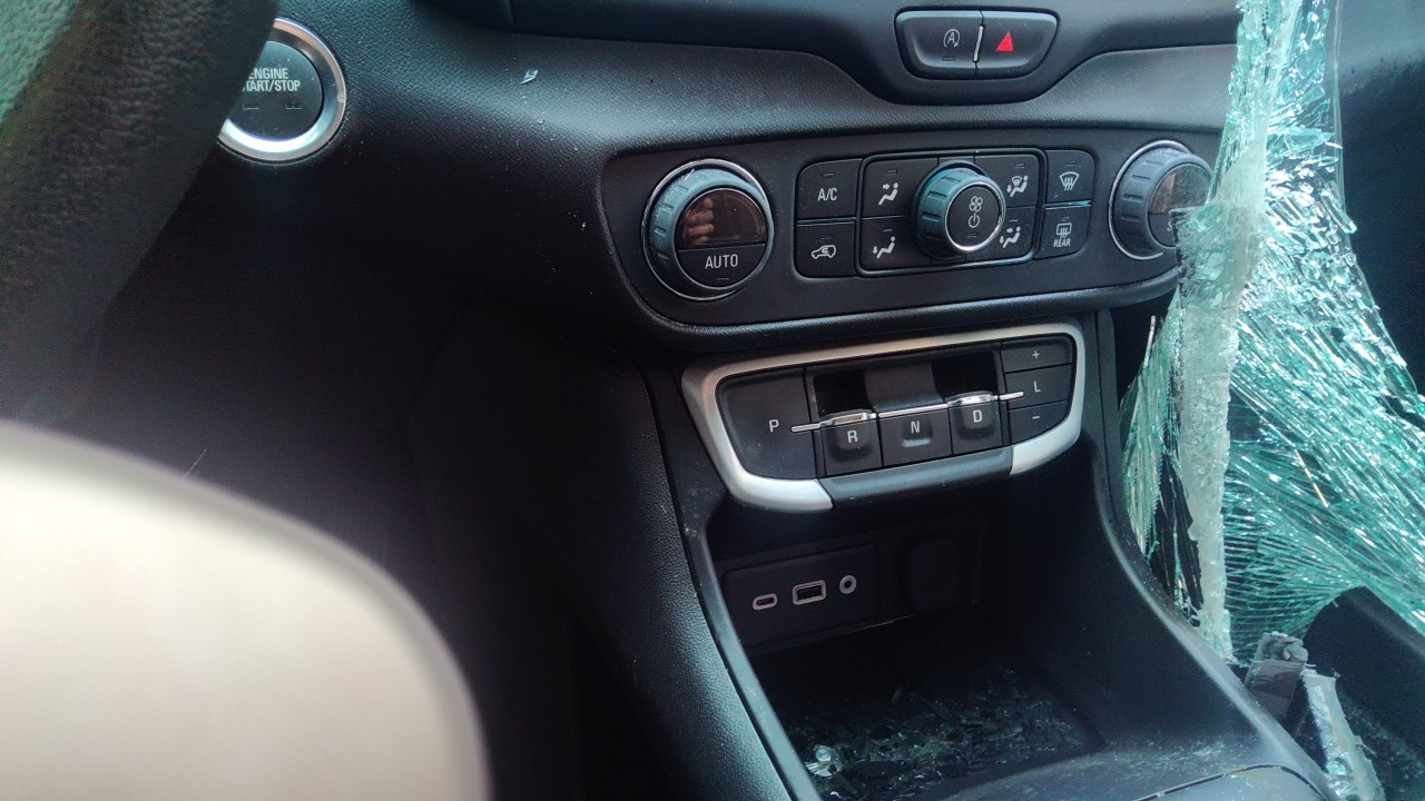 Vehicle/78150_04.jpg