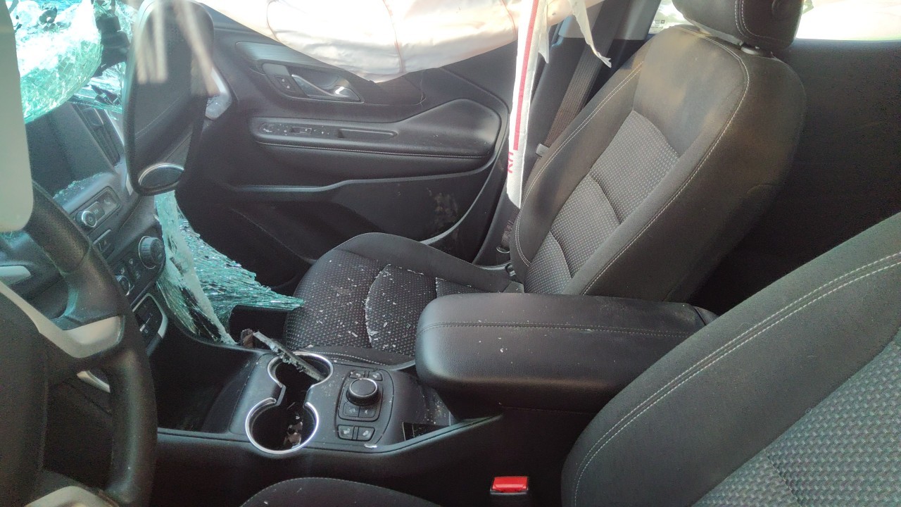 Vehicle/78150_08.jpg