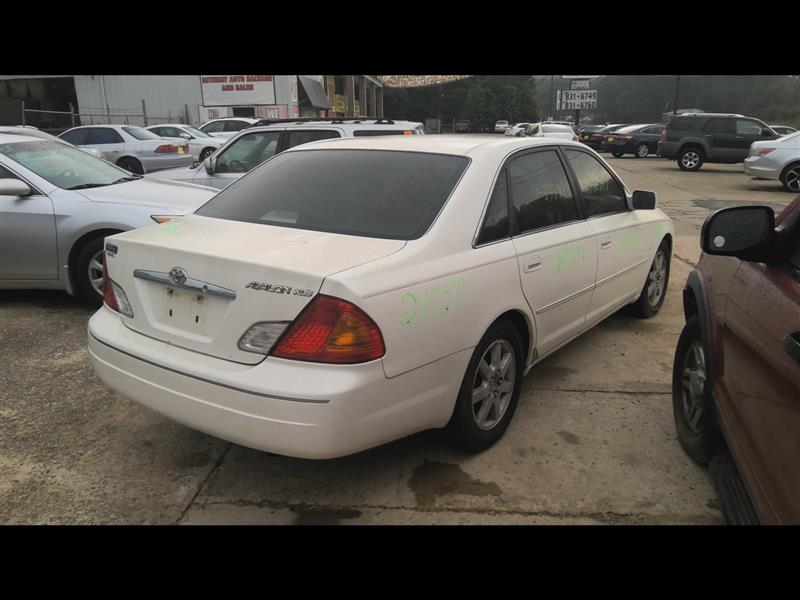 https://f005.backblazeb2.com/file/img-partshotlines-com/Inventory/EX619/Vehicle/23179_12.jpg