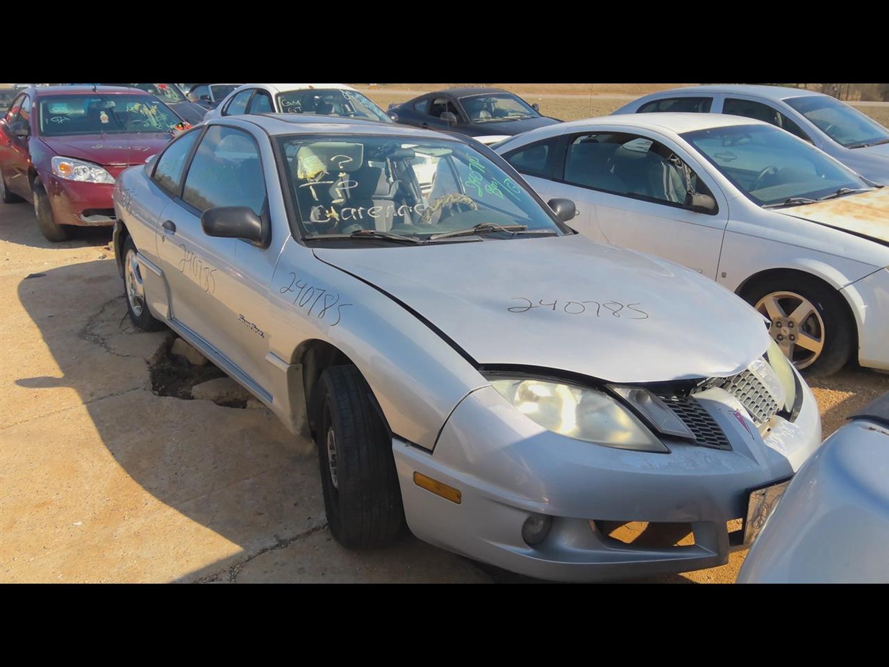https://f005.backblazeb2.com/file/img-partshotlines-com/Inventory/EX619/Vehicle/23690_01.jpg