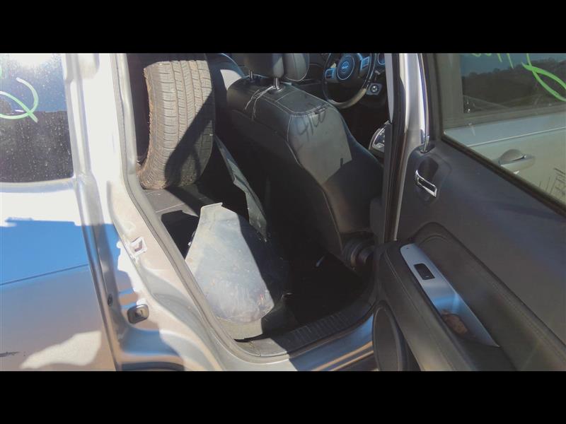 https://f005.backblazeb2.com/file/img-partshotlines-com/Inventory/EX619/Vehicle/23964_04.jpg