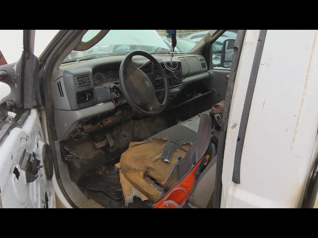 https://f005.backblazeb2.com/file/img-partshotlines-com/Inventory/EX619/Vehicle/23970_01.jpg