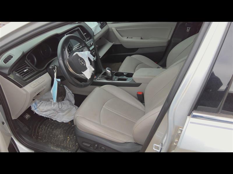 https://f005.backblazeb2.com/file/img-partshotlines-com/Inventory/EX619/Vehicle/23989_02.jpg