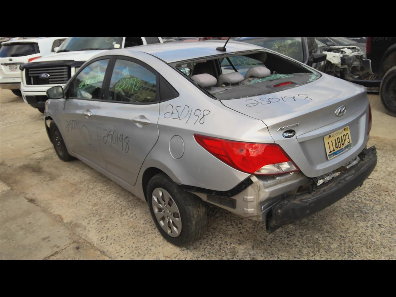 https://f005.backblazeb2.com/file/img-partshotlines-com/Inventory/EX619/Vehicle/24250_09.jpg
